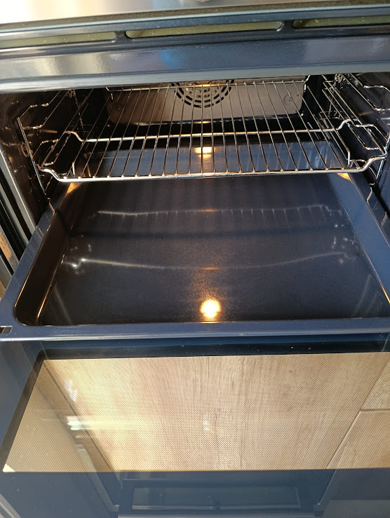 after-clean-oven-weschoon-cleaner